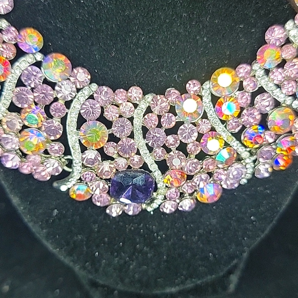 Purple Rhinestone Necklace - Picture 4 of 5